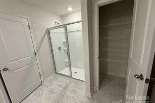 8045 Murray Br Dr, Charlotte, NC 28216 - Photo 12