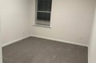 8045 Murray Br Dr, Charlotte, NC 28216 - Photo 14