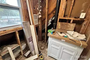 707 W Barr St, Lancaster, SC 29720 - Photo 38