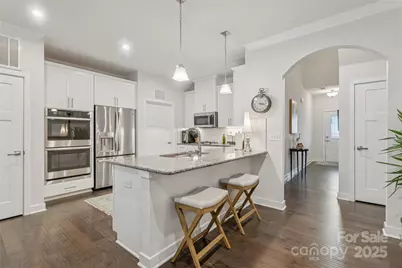 5812 Barrowlands Court, Charlotte, NC 28210 - Photo 4