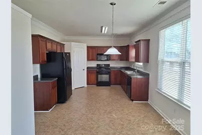 3107 Briar Rose Court, Charlotte, NC 28269 - Photo 10