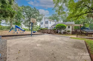 5901 Statesville Rd, Charlotte, NC 28269 - Photo 8