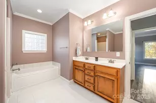 182 Canal Dr, Statesville, NC 28677 - Photo 14