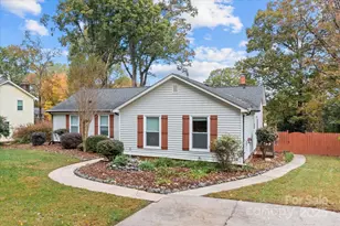 4407 Oak Ln, Charlotte, NC 28213 - Photo 4