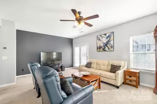 9919 Treeside Ln, Matthews, NC 28105 - Photo 4