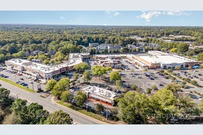 6165 Meadow Rose Lane, Charlotte, NC 28215 - Photo 32