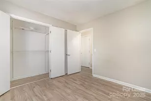 6165 Meadow Rose Ln, Charlotte, NC 28215 - Photo 22