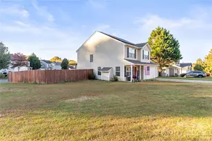 805 River Trail Rd, Lowell, NC 28098 - Photo 46