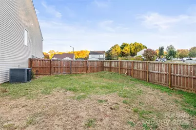 805 River Trail Road, Lowell, NC 28098 - Photo 8