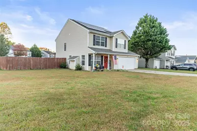 805 River Trail Road, Lowell, NC 28098 - Photo 10