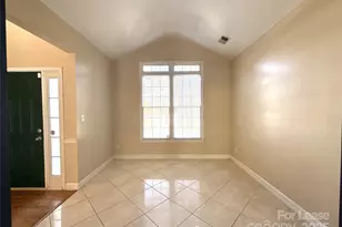 1928 Dearmon Dr, Charlotte, NC 28205 - Photo 4