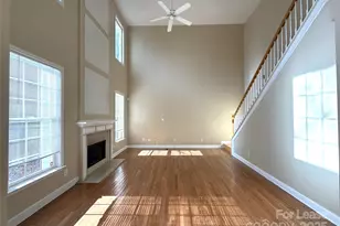 1928 Dearmon Dr, Charlotte, NC 28205 - Photo 10