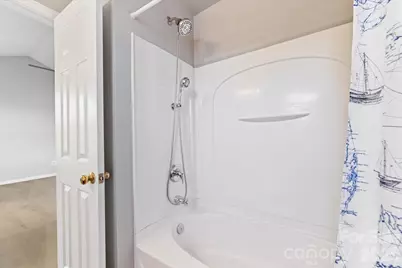 813 Rock Lake Glen, Fort Mill, SC 29715 - Photo 32