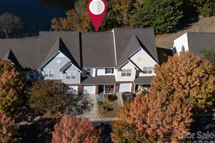 813 Rock Lake Glen, Fort Mill, SC 29715 - Photo 4