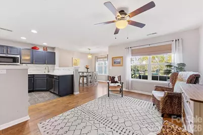 813 Rock Lake Glen, Fort Mill, SC 29715 - Photo 12