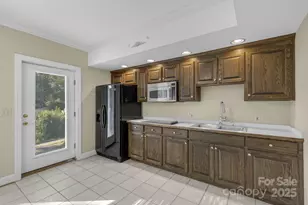 10 Scout Rd, Greenville, SC 29611 - Photo 30