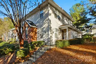 4282 Melrose Club Dr, Matthews, NC 28105 - Photo 2