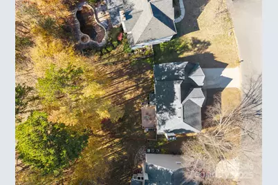 7708 Harrington Woods Road, Charlotte, NC 28269 - Photo 32