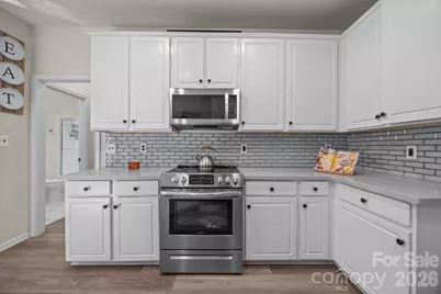 7708 Harrington Woods Road, Charlotte, NC 28269 - Photo 14