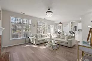 7708 Harrington Woods Rd, Charlotte, NC 28269 - Photo 16