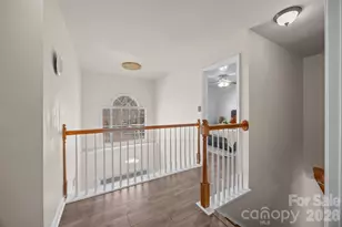 7708 Harrington Woods Rd, Charlotte, NC 28269 - Photo 18