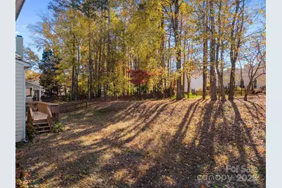 7708 Harrington Woods Road, Charlotte, NC 28269 - Photo 36
