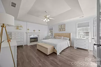 7708 Harrington Woods Road, Charlotte, NC 28269 - Photo 4