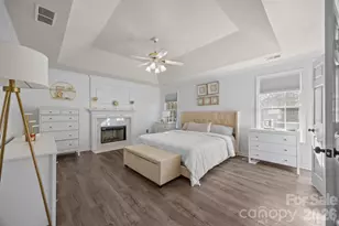 7708 Harrington Woods Rd, Charlotte, NC 28269 - Photo 4