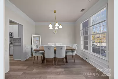 7708 Harrington Woods Road, Charlotte, NC 28269 - Photo 2