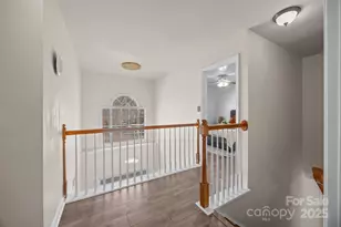 7708 Harrington Woods Rd, Charlotte, NC 28269 - Photo 20