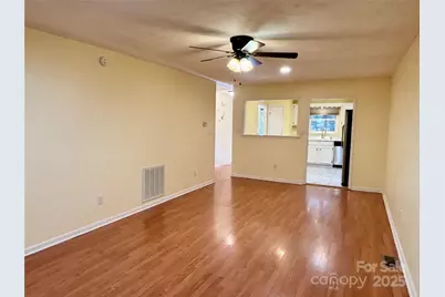 21 Loganwood Lane, Etowah, NC 28729 - Photo 4