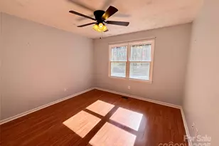 21 Loganwood Ln, Etowah, NC 28729 - Photo 12