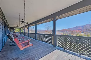 443 Cedarwood Dr, Waynesville, NC 28785 - Photo 2