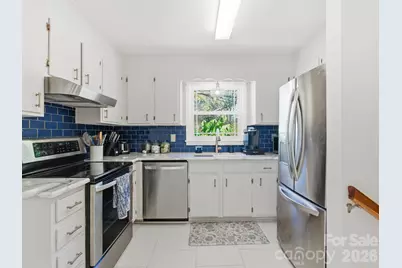 7148 Sherbourne Drive, Charlotte, NC 28210 - Photo 6