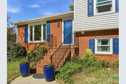 7148 Sherbourne Drive, Charlotte, NC 28210 - Photo 2