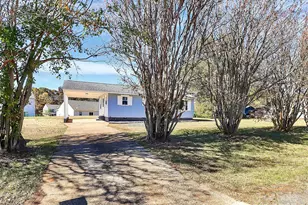 2345 Rhyne Rd, Dallas, NC 28034 - Photo 4