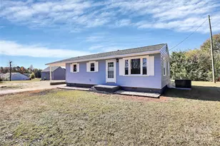 2345 Rhyne Rd, Dallas, NC 28034 - Photo 2