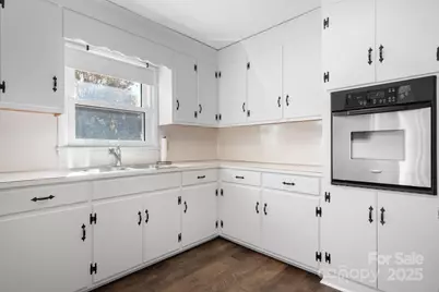 1515 Fairway Acres Road, Lenoir, NC 28645 - Photo 10