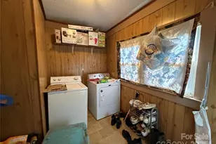 928 Bost St, Albemarle, NC 28001 - Photo 14