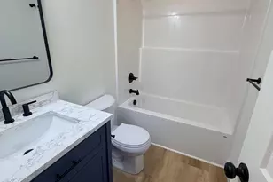 202 W 19th St, Newton, NC 28658 - Photo 6