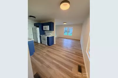 202 W 19th Street, Newton, NC 28658 - Photo 14