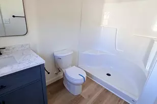 202 W 19th St, Newton, NC 28658 - Photo 10