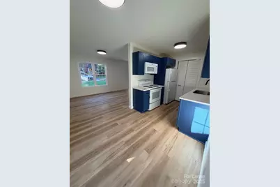 202 W 19th Street, Newton, NC 28658 - Photo 4