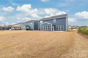 12205 Hollinhope Dr, Charlotte, NC 28278 - Photo 40