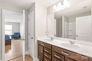 12205 Hollinhope Dr, Charlotte, NC 28278 - Photo 34