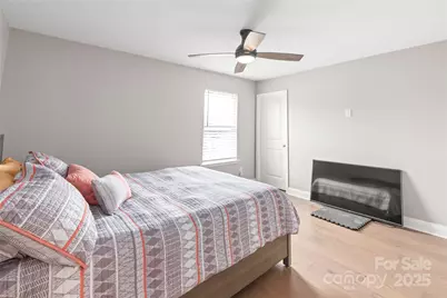 12205 Hollinhope Drive, Charlotte, NC 28278 - Photo 30