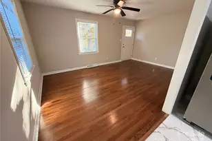 2854 Burbank Dr, Charlotte, NC 28216 - Photo 6