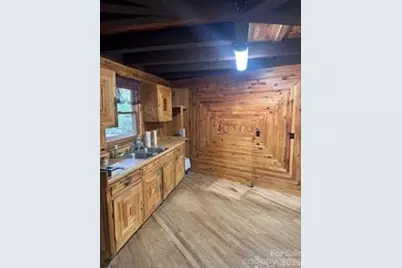 667 Pinewood Knoll Drive, Hendersonville, NC 28739 - Photo 12