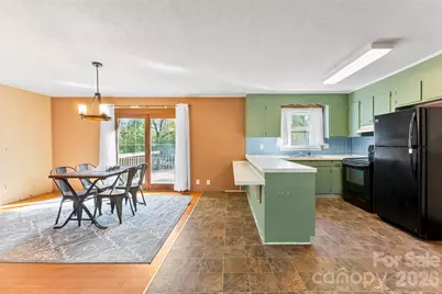 5111 Westgate Drive, Shelby, NC 28152 - Photo 2