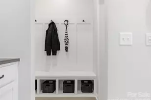 8430 Discovery Ln, Charlotte, NC 28216 - Photo 14